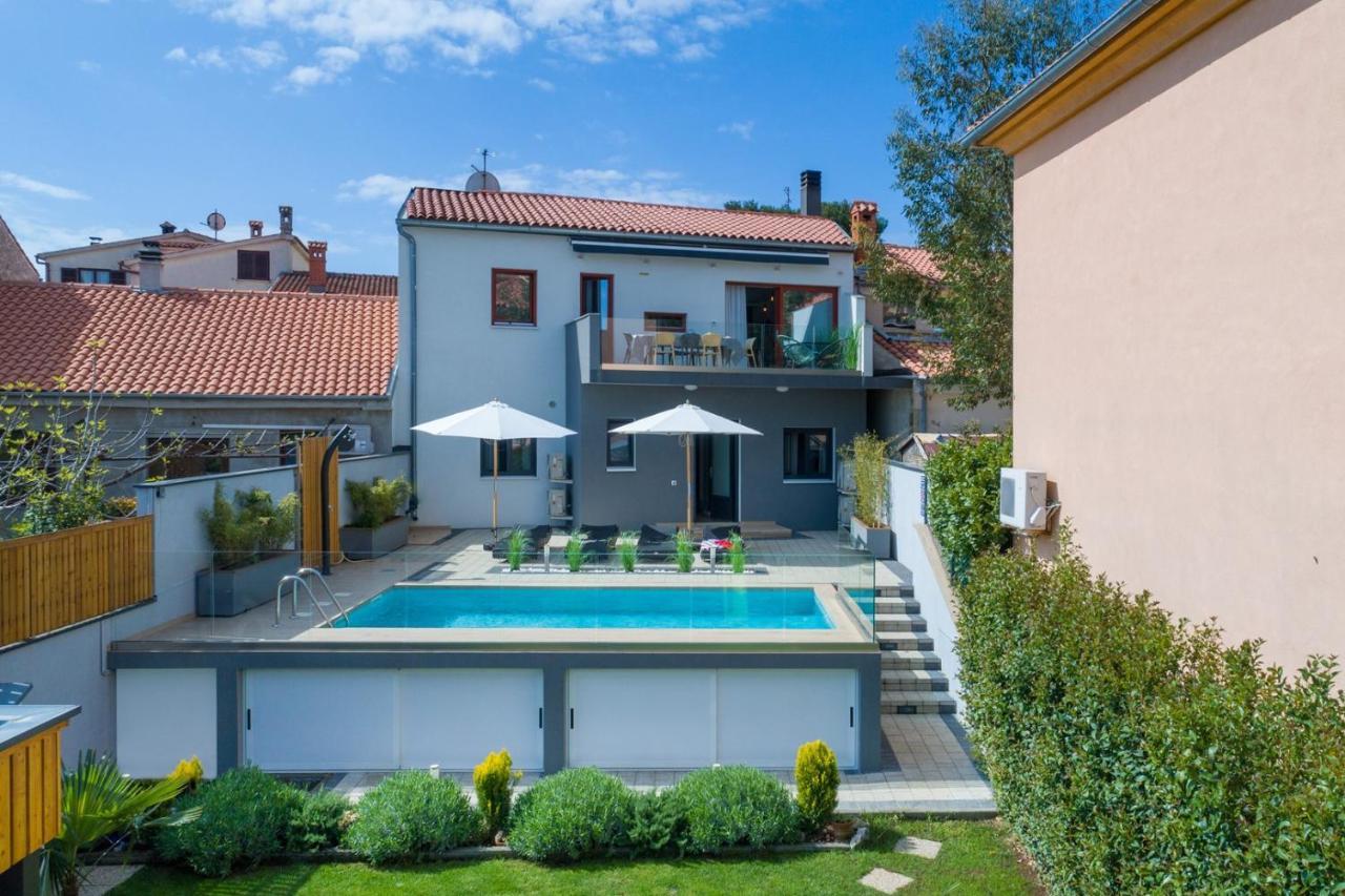 Lounge House Dolce Willa Pula